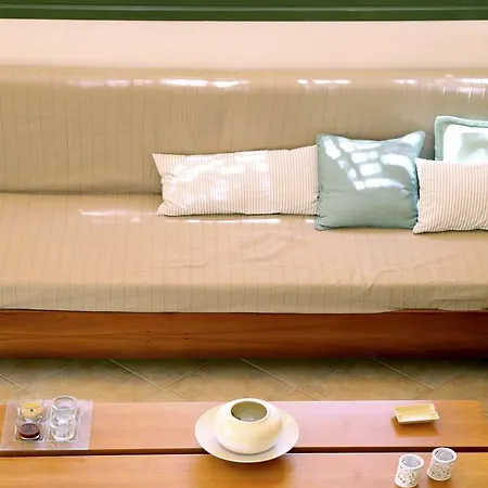 Twin Pine House 펜션
